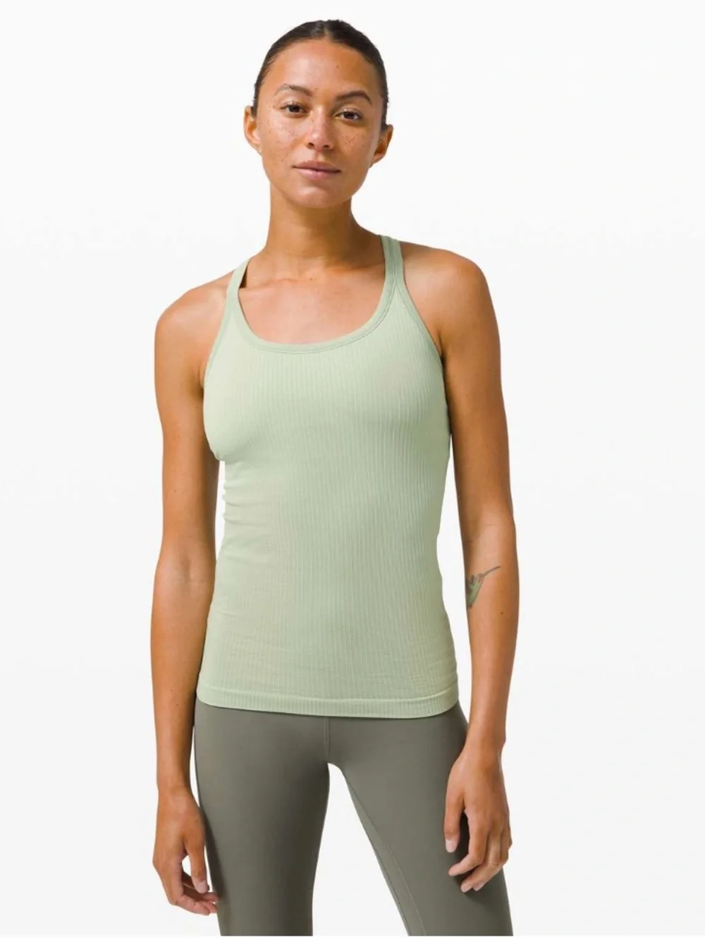 GUC Lululemon Matching Set. Size Top 6/Bottom 4